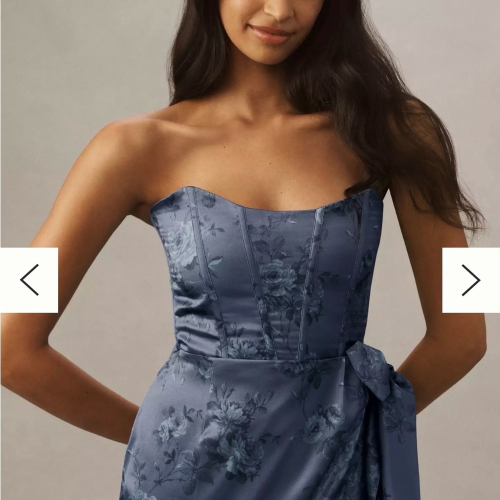V. Chapman June Printed
Corset Front-Slit Satin Gown - Picture 3 of 4